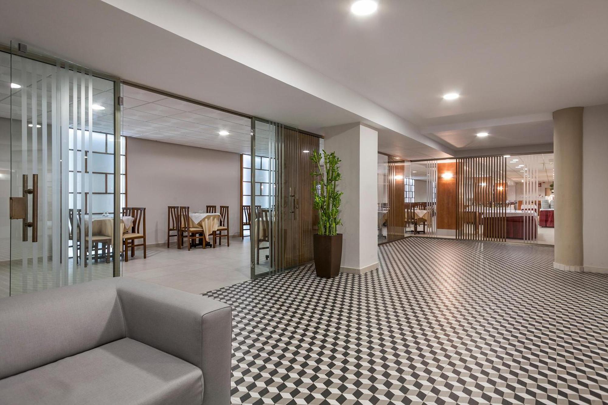 Hotel Best Oasis Park Salou Eksteriør bilde